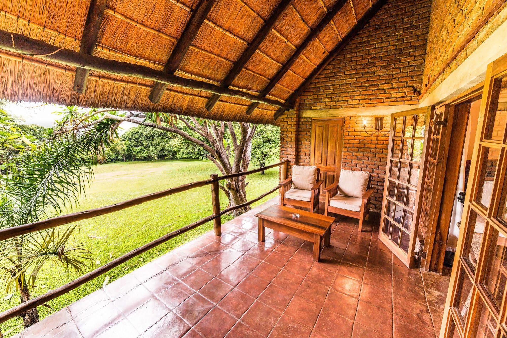 Kumbali Country Lodge 利隆圭 外观 照片